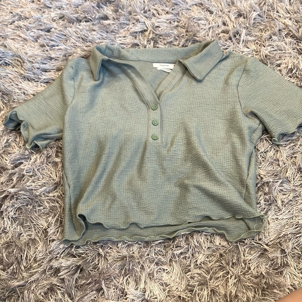 RESERVED Top